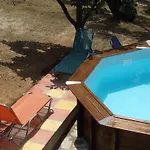 Marina, βίλλα μαρίνα Miléai