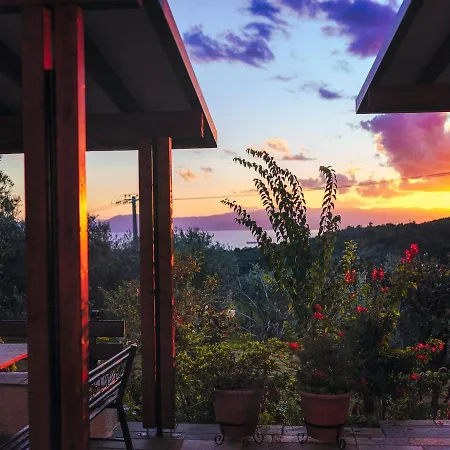 Marina, βίλλα μαρίνα * Miléai