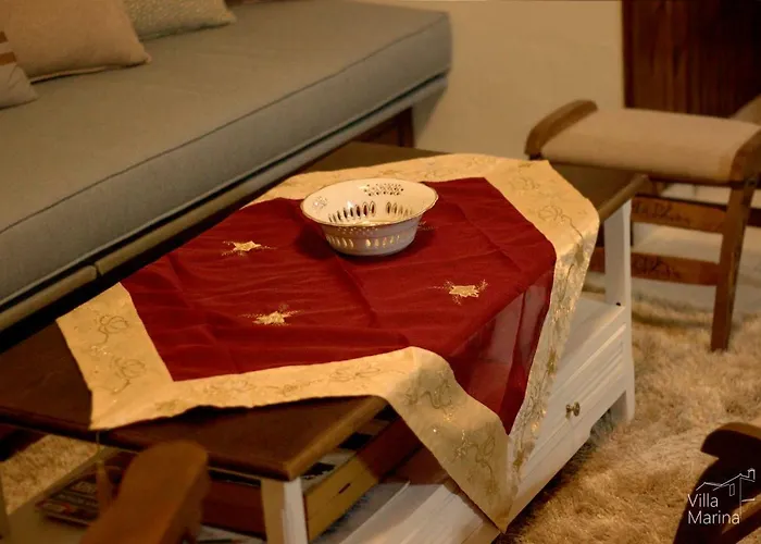 Marina, βίλλα μαρίνα